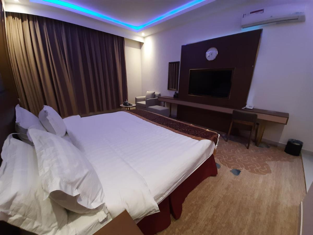 Qasr Alshamal 2* Arar
