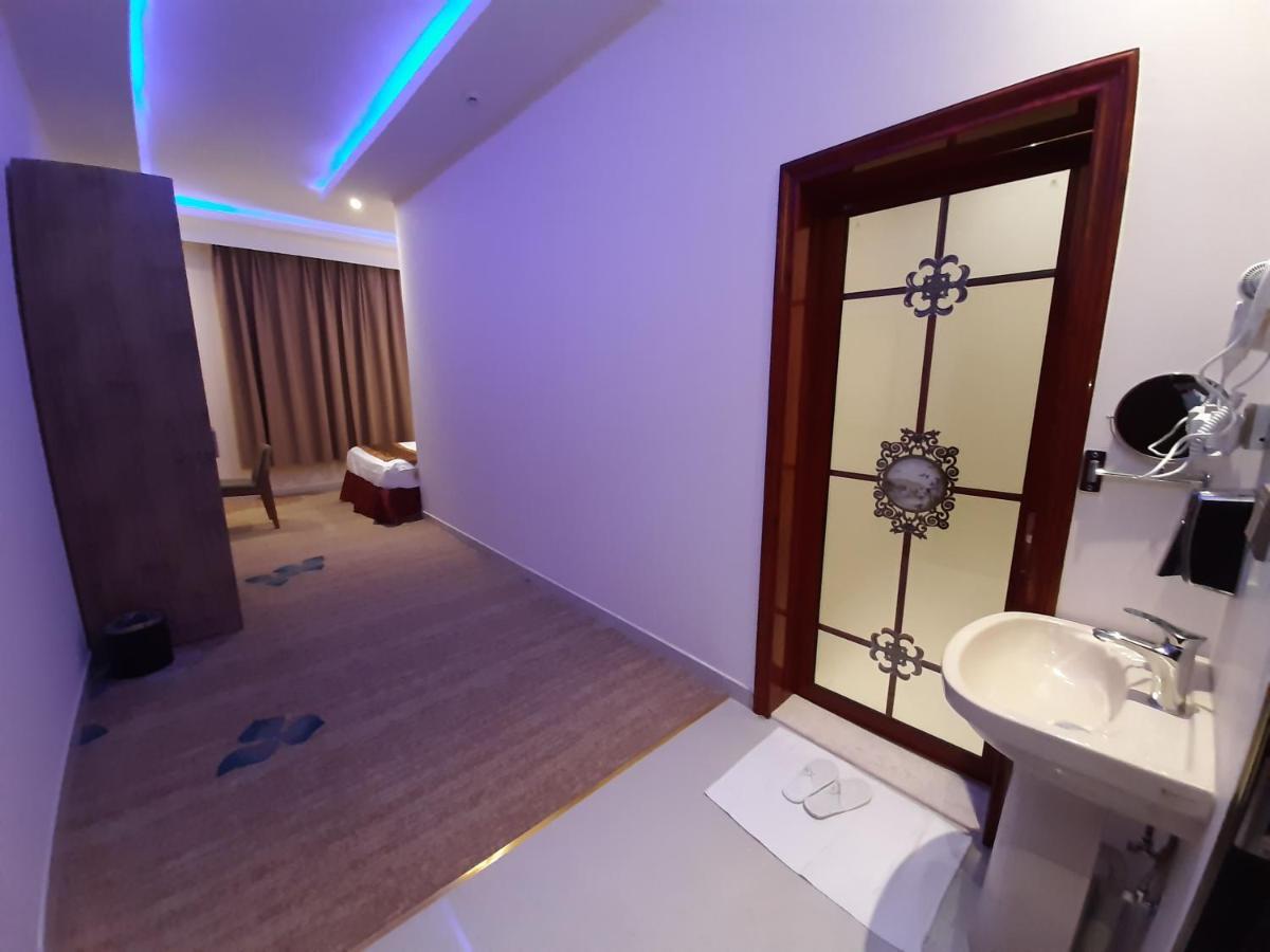 Qasr Alshamal Hotel 2*