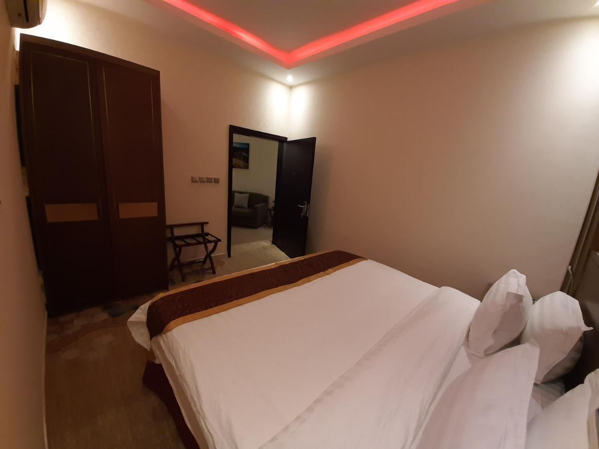 Qasr Alshamal 2*
