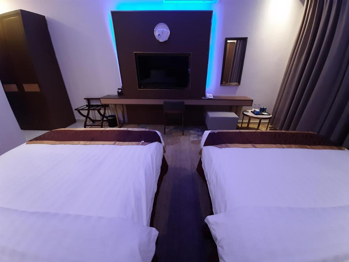 Hotel Qasr Alshamal 2*